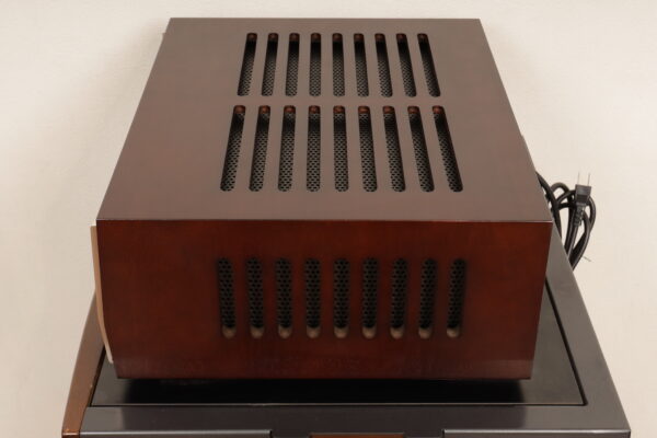 Accuphase P-300L — изображение 11
