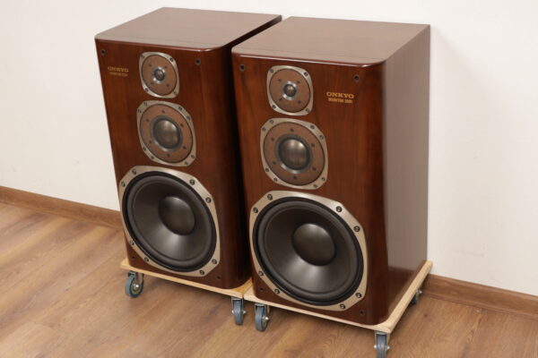 Onkyo Monitor 2001 — изображение 4