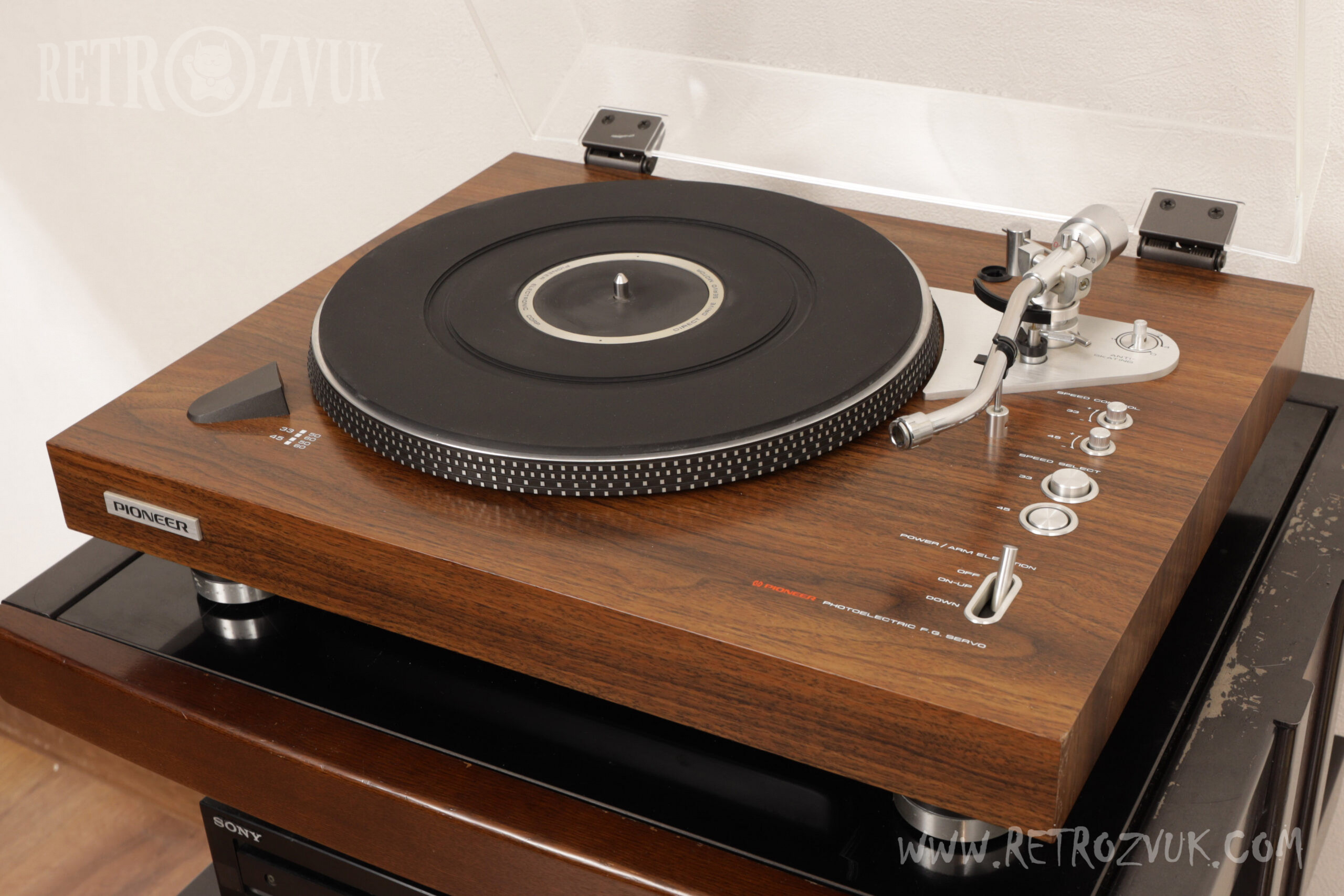 Pioneer レコードプレーヤー 本体 荒々しく PL-1250