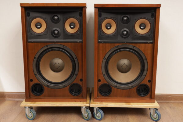 Sansui SP-2005