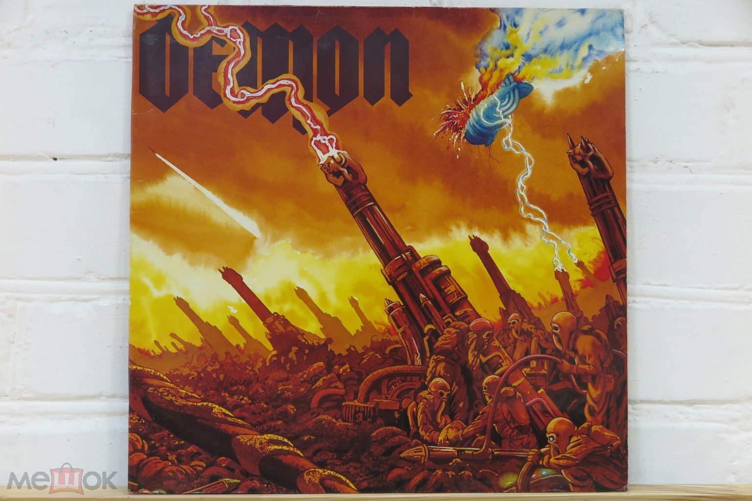 英LP Demon Taking The World By Storm SONICLP8 SONIC /00400 Demon – Taking The World By Storm – Vinyl (LP, Album), 1989