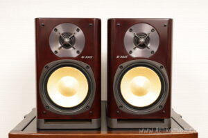 onkyo d 302e 008a5757 1 Onkyo D-302E (2)